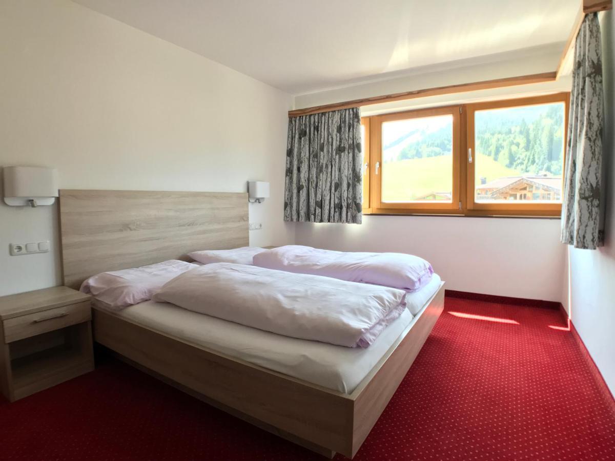 Appartements Robert - Hotel Bechlwirt キルヒベルク・イン・チロル エクステリア 写真
